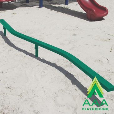 AAA Playground Twister Beam