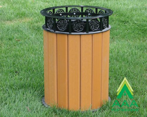 Jamestown Receptacle